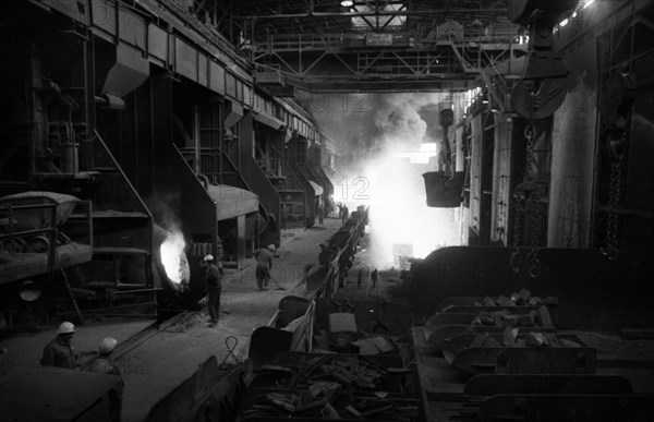 The production of steel products