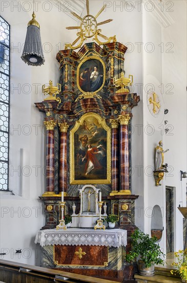 Side altar