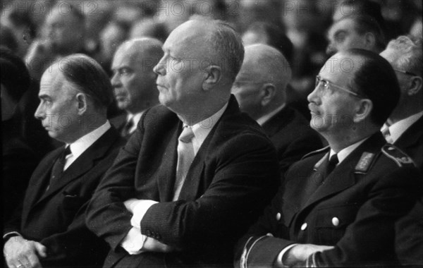 Franz Josef Strauss at a conference with Bundeswehr military personnel in the Ruhr area