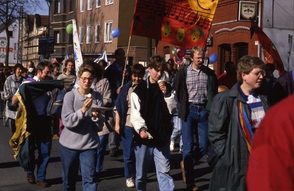 Ruhr area. The Ruhr 89 Easter March of the Freidensbewegung on 25. 3. 1989