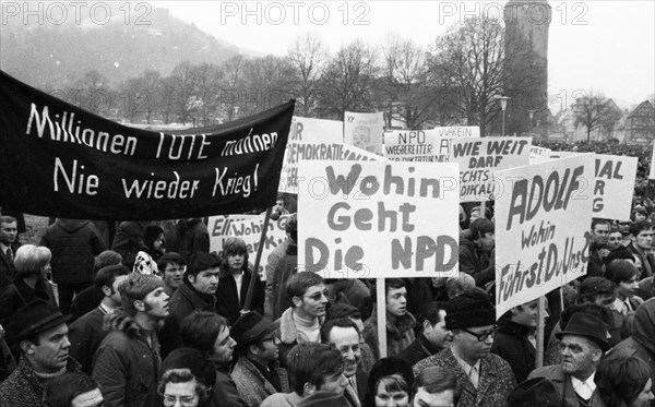 The 4th party congress of the radical right-wing NPD on 13 February 1970 in Wertheim in Baden-Wuerttemberg was accompanied by massive protests by democratic associations and parties