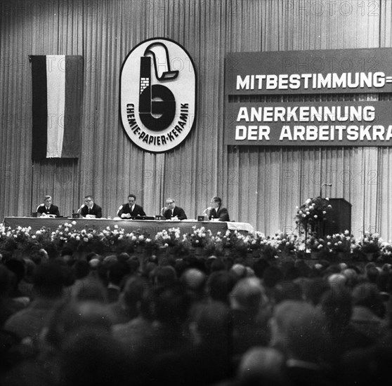 Trade union activities in the years 1965 to 1971 on the subject of co-determination and Montanmitbestimmung in the Ruhr area