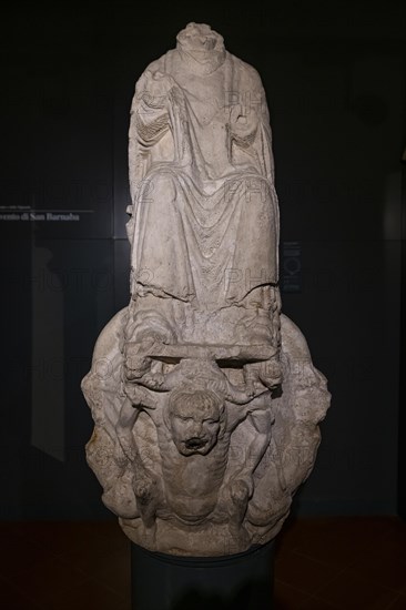 Old statues in the Santa Giulia Museum