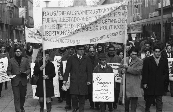 Spanish guest workers and German students demonstrated in Bonn in 1970 against the oppression of the Franco dictatorship