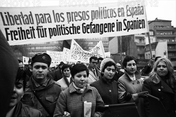 Spanish guest workers and German students demonstrated in Bonn in 1970 against the oppression of the Franco dictatorship