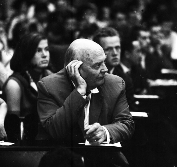 Congress of the student organisation SDS Sozialisischer Deutscher Studentenbund at the University of Frankfurt/M. on 22. 5. 1966