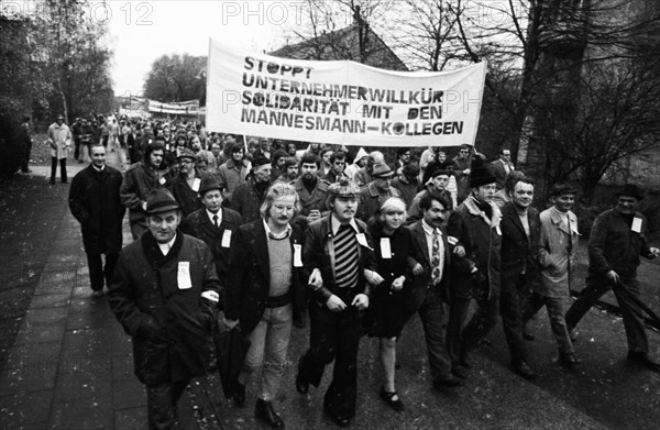 The dismissal of workers at the Mannesmann factory after a spontaneous strike not led by the union provoked protests by Mannesmann workers in Duisburg and other locations on 7 November 1973 and solidarity from workers at other factories