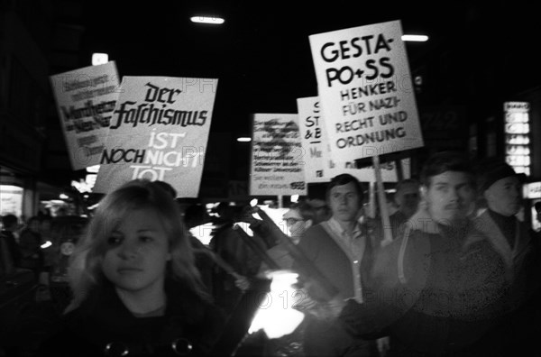 Cologne leftists demonstrated against neo-Nazis and international fascism through the city centre on 10. 11. 1968