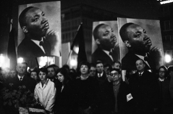 Students and professors of the University of Bonn reacted with mourning and protest to the assassination of Martin Luther King in the USA on 5 April 1968 in Bonn