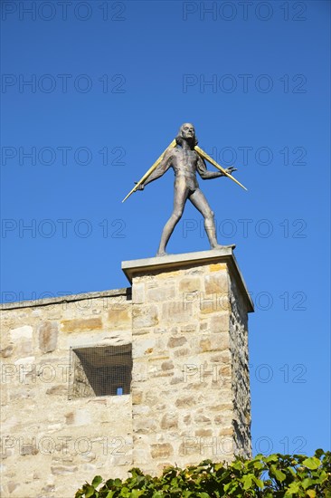 Bronze figure of the polymath Adam Olearius by sculptor Bernd Goebel