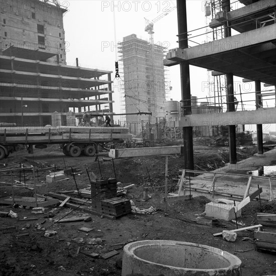 Last construction phase and first establishment of the operation of the Ruhr University Bochum lectures in 1965 in Bochum. Construction phase