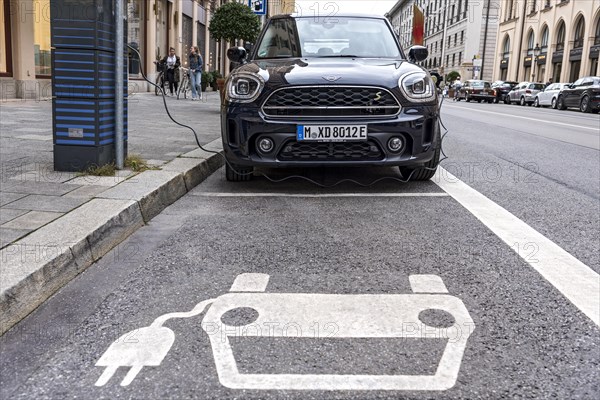 Mini electric car