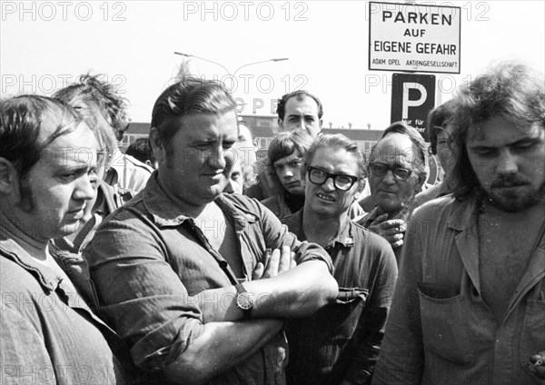 Many workers at the Opel factory in Bochum - here on 23 August 1973 - also took part in the wildcat strikes that swept through many parts of the Ruhr region