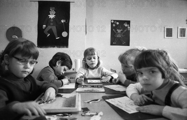 This colliery kindergarten with lots of music and paintings by Ruhrkohle AG