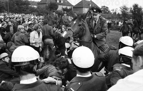 During the 1969 federal election campaign