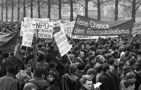 The 4th party congress of the radical right-wing NPD on 13 February 1970 in Wertheim in Baden-Wuerttemberg was accompanied by massive protests by democratic associations and parties