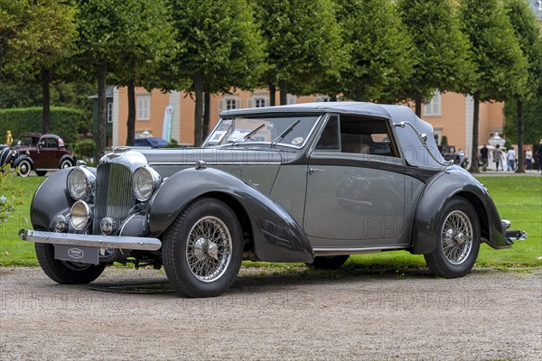 Vintage Lagonda V12 DHC