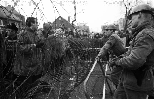 Several hundred demonstrators