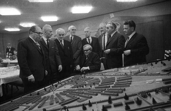 A model of the Sachsenhausen concentration camp was presented to the public in 1970 by the concentration camp committee