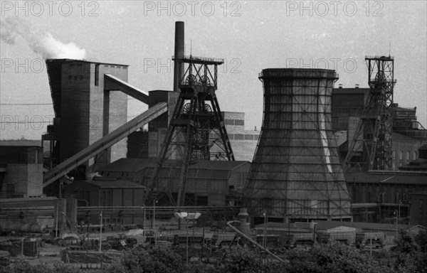 Characteristic of the Ruhr region around 1973 - here in Nov. 1973 - were the coal dumps all over the area. Essen. Coal dumps at the Emil Fritz colliery