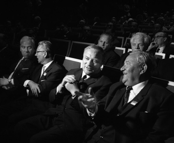 The SPD party conference of 1-5-6. 1966 in the Dortmund Westfalenhalle. Carlo Schmid