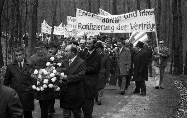 The honouring of the dead by the Nazi regime on Good Friday 1945