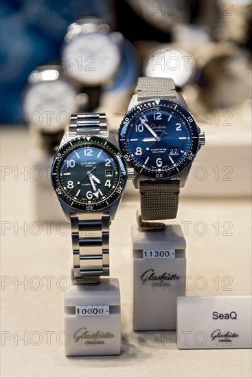 High-quality watches of the luxury brand Glashuette Original in the shop window with price tag