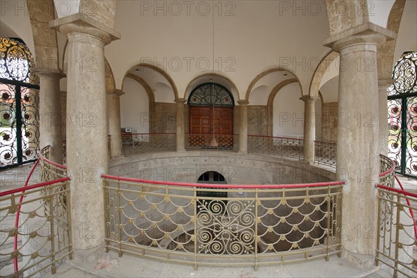 Interior photos of the spa fountain in Art Nouveau style