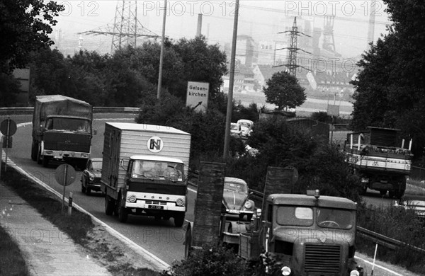 Traffic on the Ruhrschnellweg