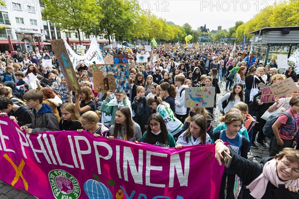 Demonstration Friday for future on 25 September 2022 in Cologne