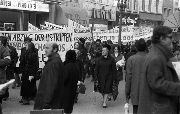 Predominantly students demonstrated for a hands off Laos in 1970 in Bonn against the deployment of the US army in Indochina