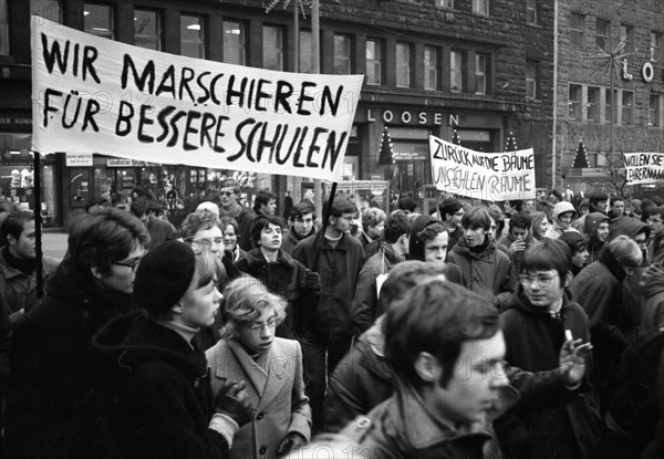 Students in the Ruhr area in the years 1965 to 1971 demonstrated in the Ruhr cities of Dortmund