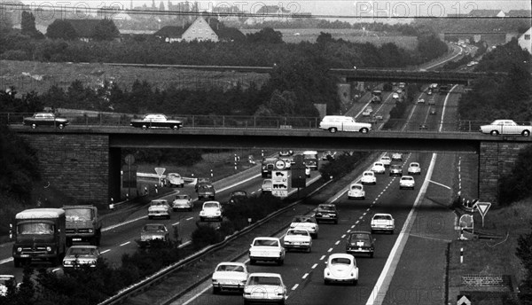 Traffic on the Ruhrschnellweg