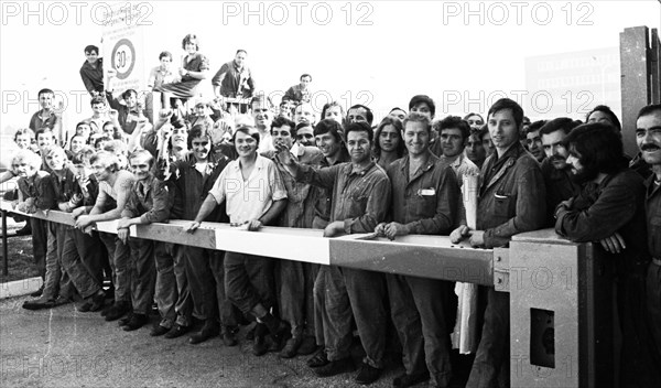 Many workers at the Opel factory in Bochum - here on 23 August 1973 - also took part in the wildcat strikes that swept through many parts of the Ruhr region