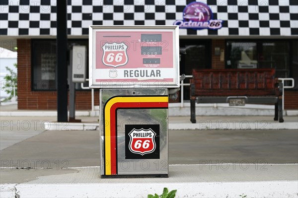 Old gas station in Pontiac