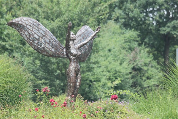 Angel Sculpture Tin Else by Luigi Mule 2010