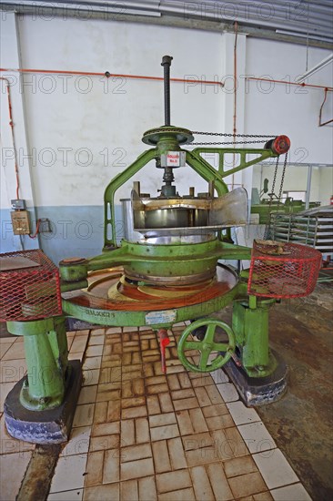 70 year old but still working tea crushers of the Seyte Tea Company