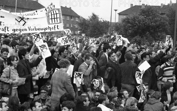 During the 1969 federal election campaign