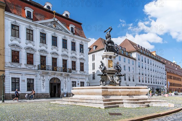 Hercules Fountain on Maximilianstrasse with Schaezler Palace