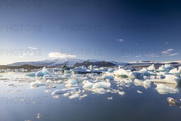 Joekulsarlon glacier lagoon