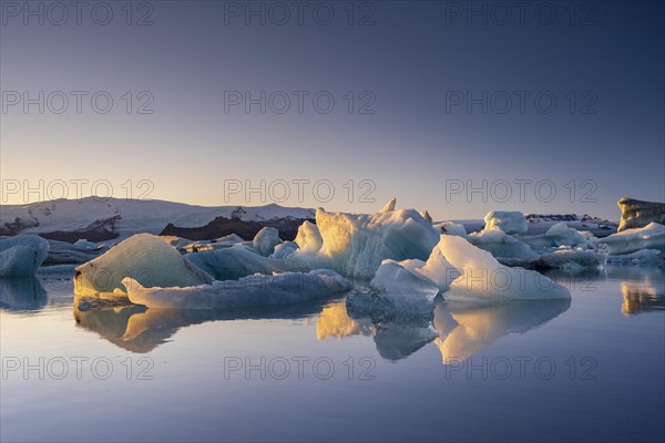 Joekulsarlon glacier lagoon