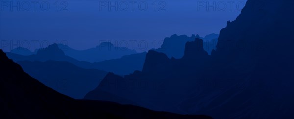 Mountain ranges at night in the Sexten Dolomites
