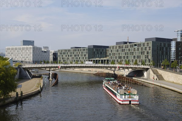 Excursion boat on the Spree