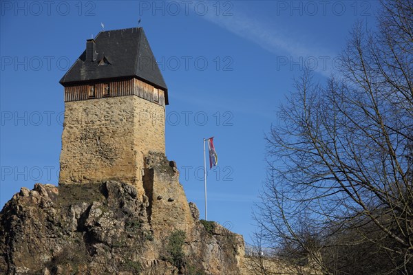 Frauenstein Castle with tower on rock