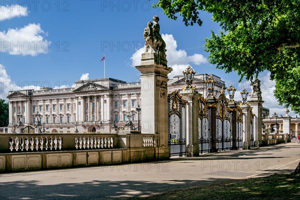 Canada Gate at Buckingham Palace