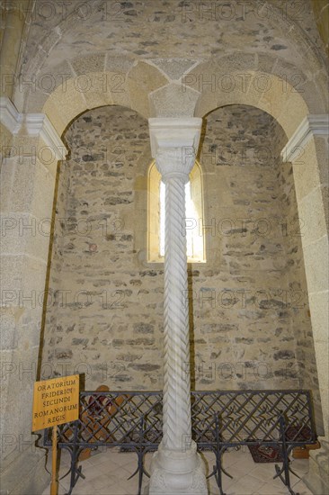 Upper floor Romanesque double chapel