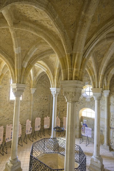 Upper floor Romanesque double chapel