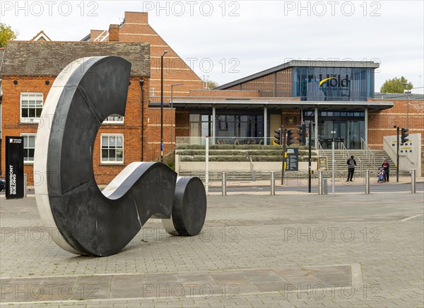 Question mark sculpture by Langlands and Bell