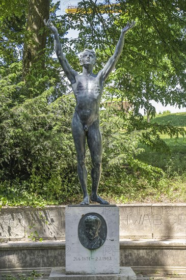 Gottfried Schwab Monument