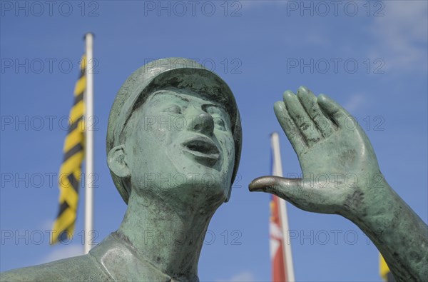 Bronze figure Lauenburg Caller